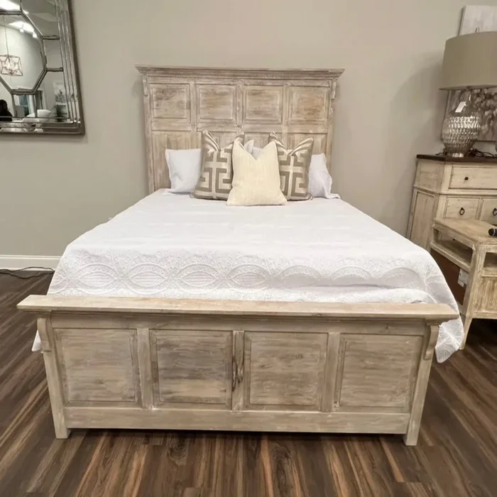 Alexia Queen Bed – Washed Blanca