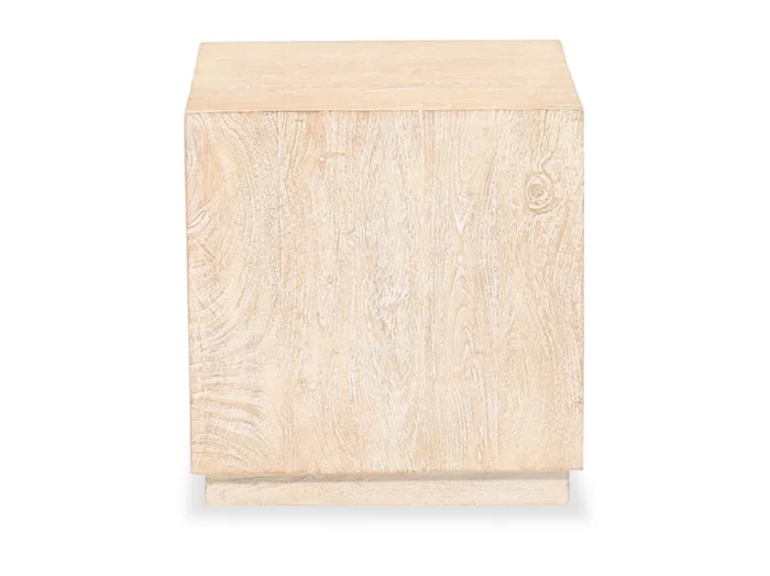 Belenburg Accent Table