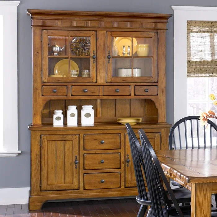 Treasures – Hutch & Buffet – Light Brown